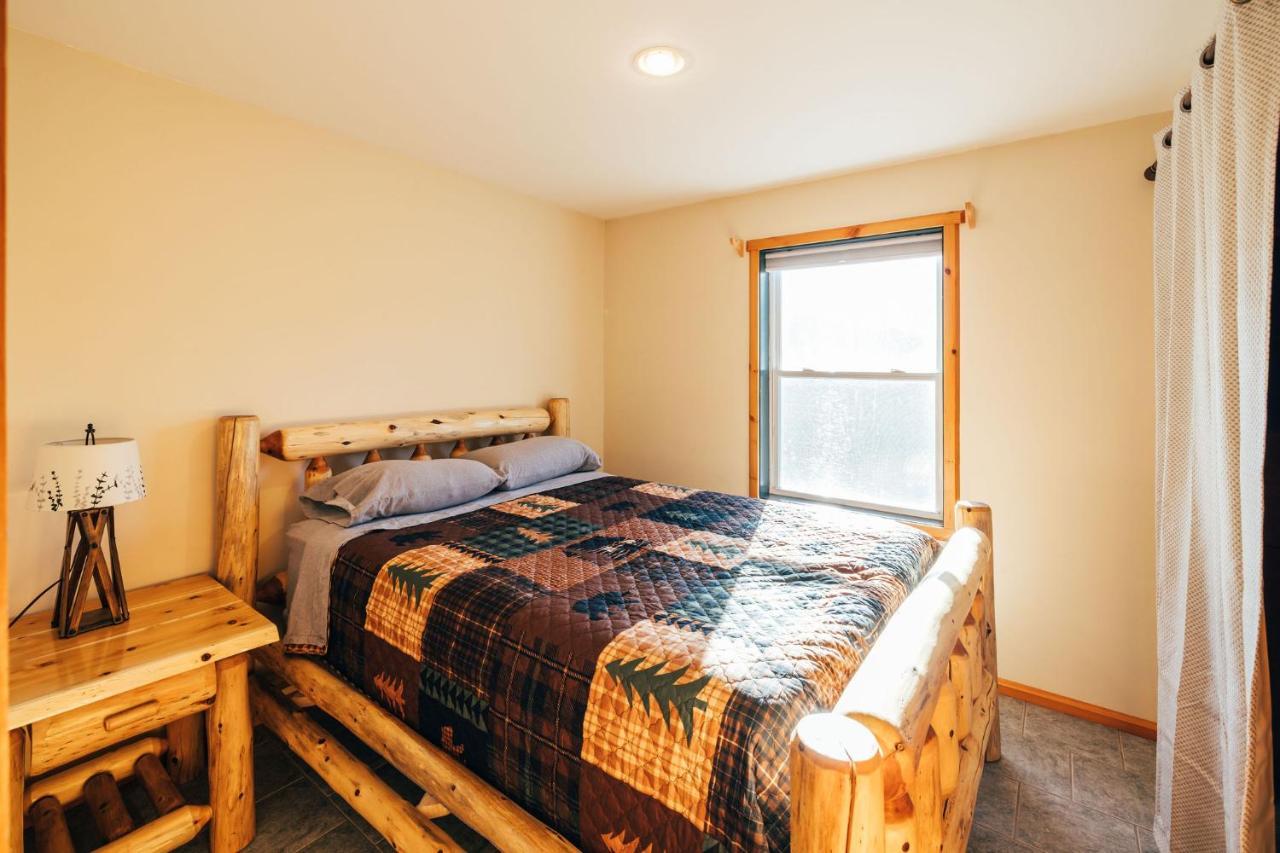 Ski Chalet W-Hot Tub, Only 3 Min To Sunday River Ski Lifts! Бетел Екстер'єр фото